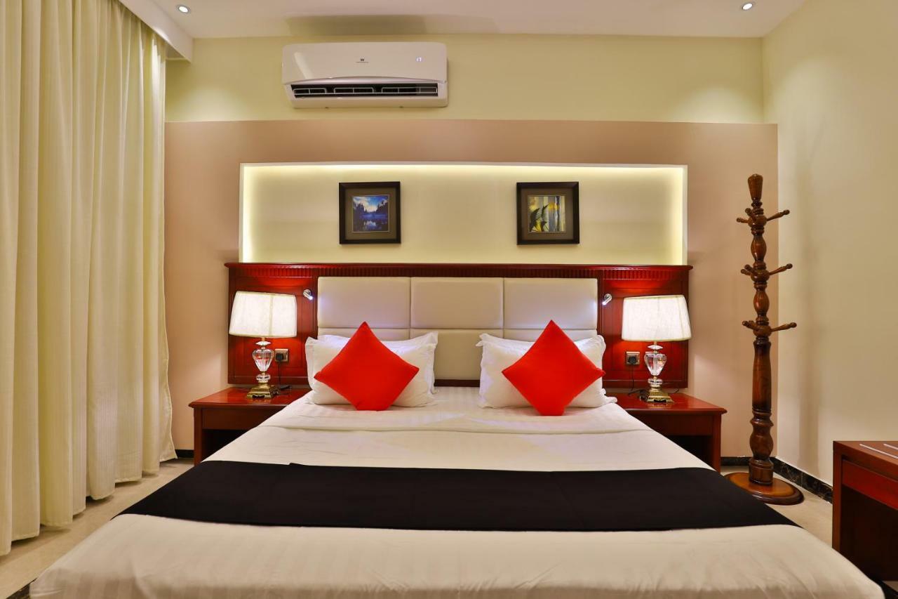 Dreams Furnished