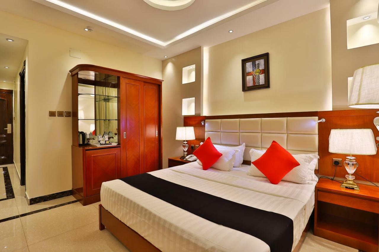 Dreams Furnished
