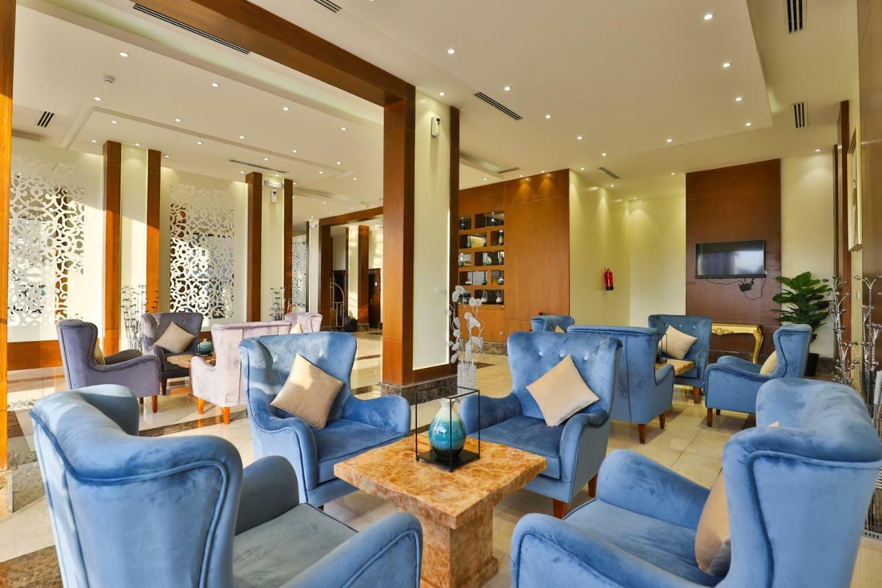 Dreams Furnished